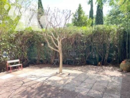 Appartement à vendre 249 000 € 2 pièces 1 chambre 43,1 m² RDC Aix-en-Provence 13100