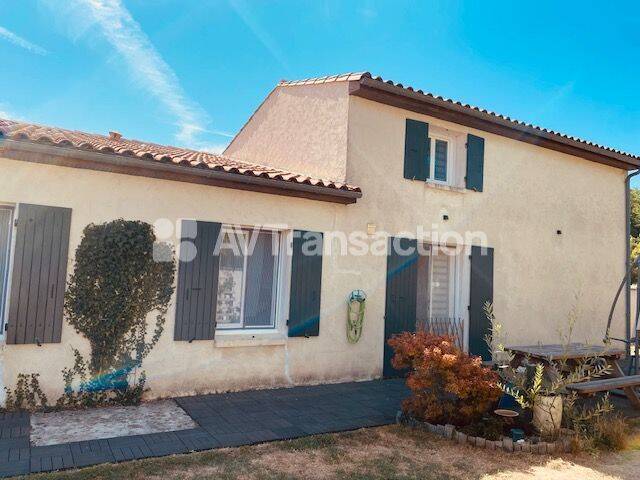 Maison 6 pièces 145 m² · à Brizambourg · 145 m² · 244 000 €