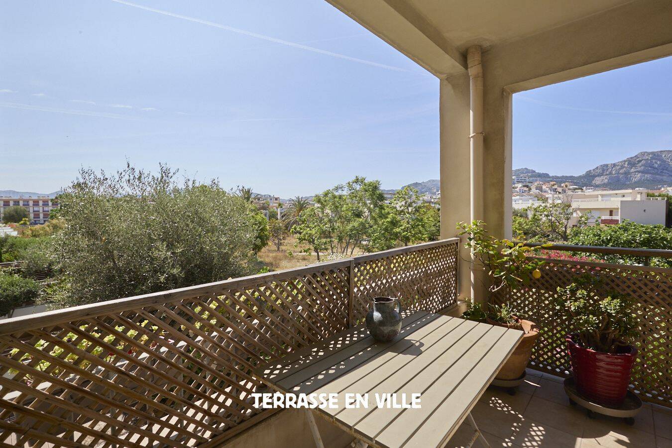 Appartement 4 pièces 160 m² · à Marseille 8ème Arrondissement · 160 m² · 749 000 €
