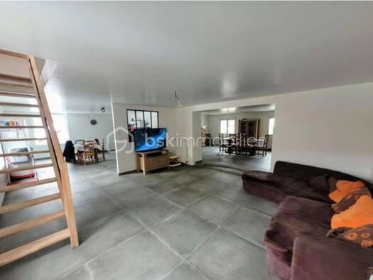 Ferme à vendre 324 000 € 8 pièces 5 chambres 250 m² 3 680 m² de terrain Dennebrœucq 62560