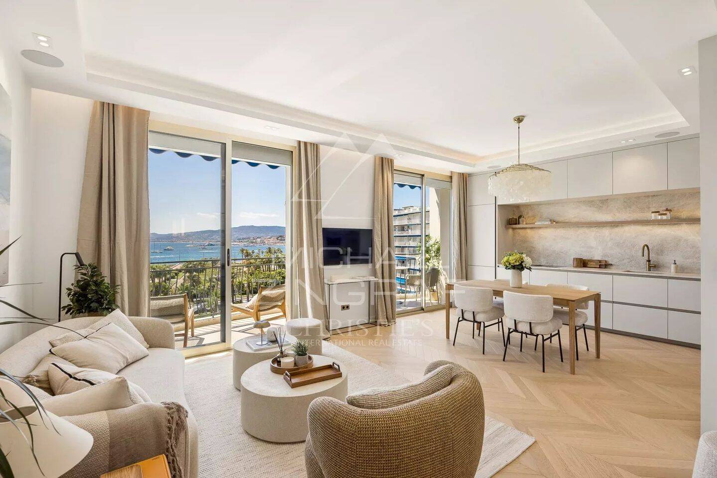 Appartement 3 pièces 80 m² · à Cannes · 80,3 m² · 2 395 000 €