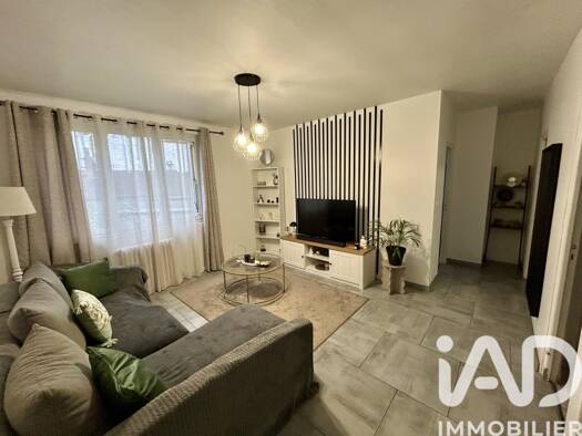 Maison à vendre 209 000 € 5 pièces 2 chambres 83 m² 1 060 m² de terrain Croix Blanche Nord Saint-André-les-Vergers 10120