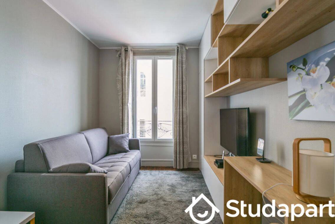 Appartement 1 pièce 15 m² · à Issy-les-Moulineaux · 15 m² · 2 000 €/mois