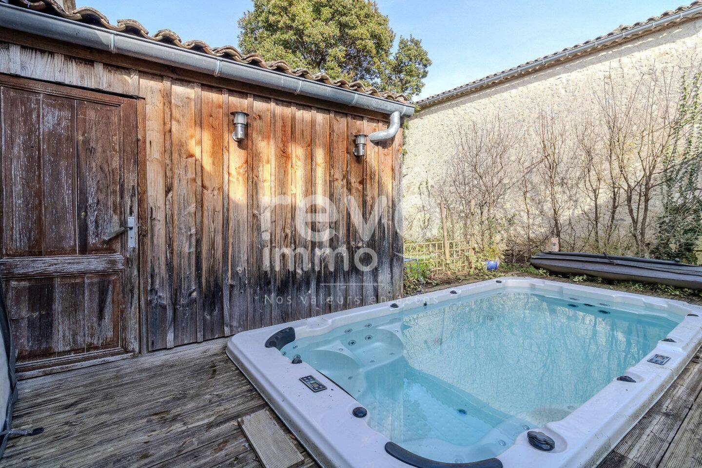 Maison 9 pièces 183 m² · à Pellegrue · 183 m² · 239 900 €