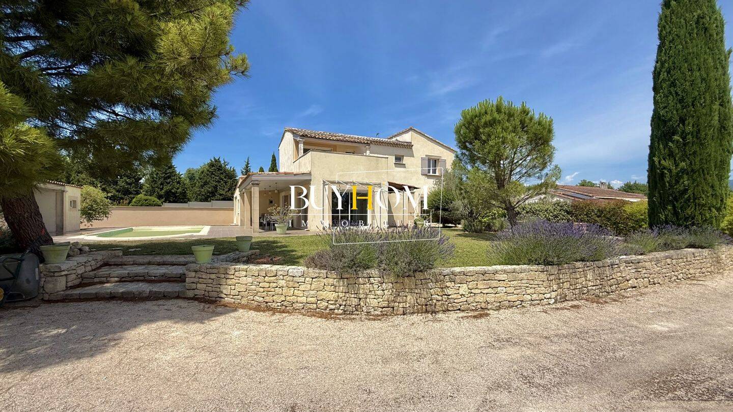 Maison 5 pièces 170 m² · à L'Isle-sur-la-Sorgue · 170 m² · 629 000 €