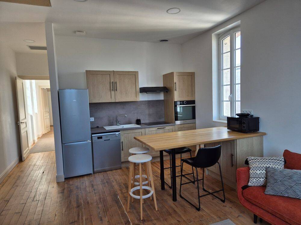 Appartement 3 pièces 56 m² · à Cognac · 56 m² · 800 €/mois