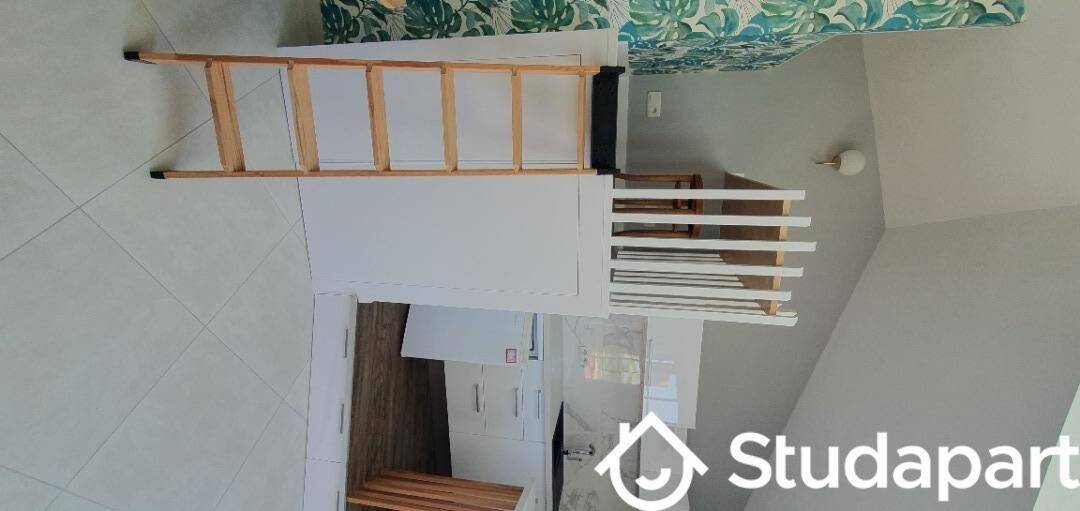 Appartement 1 pièce 23 m² · à Vallauris · 23 m² · 895 €/mois