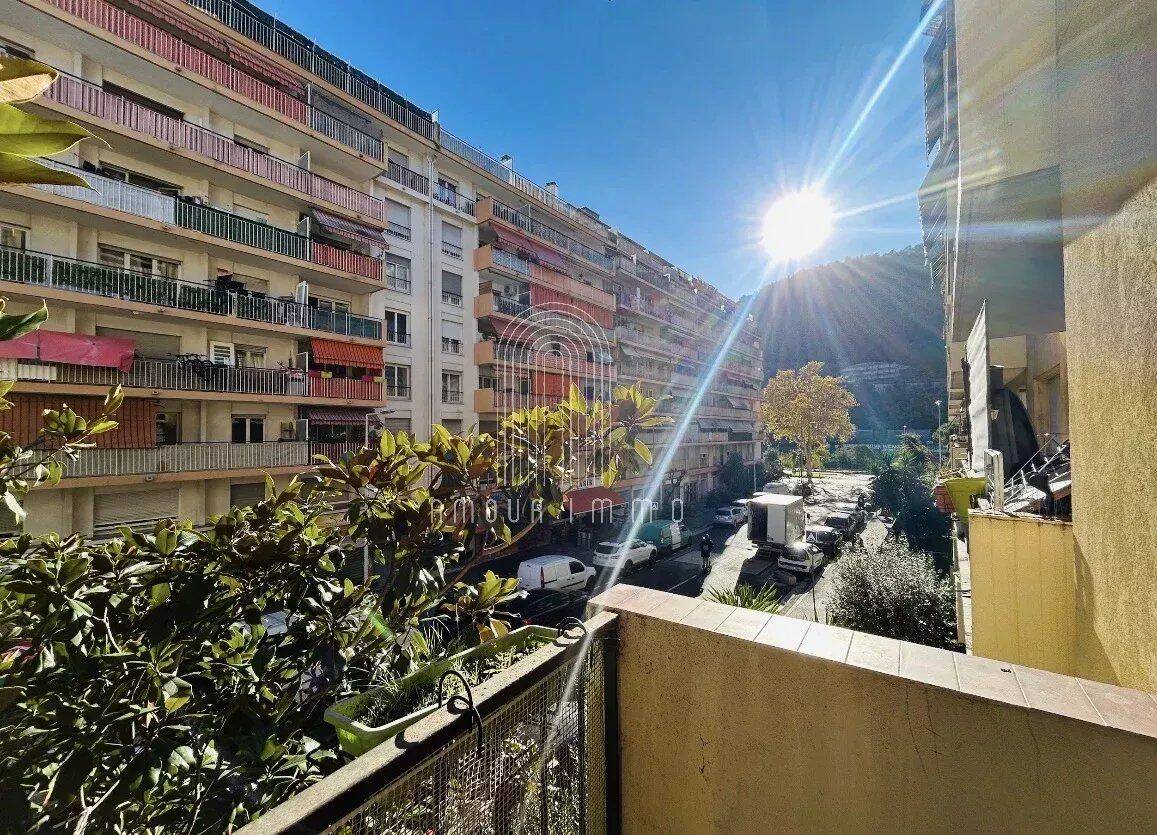 Appartement 4 pièces 92 m² · à Nice · 92,2 m² · 160 000 €