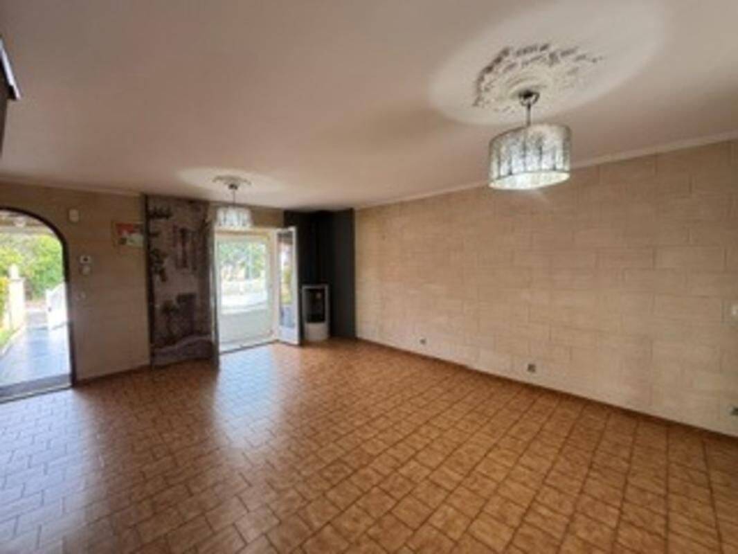 Maison 6 pièces 160 m² · à Floirac · 160 m² · 400 000 €
