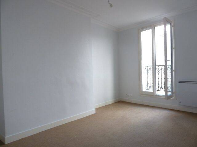 Appartement 3 pièces 45 m² · à Paris 10ème Arrondissement · 45 m² · 1 292 €
