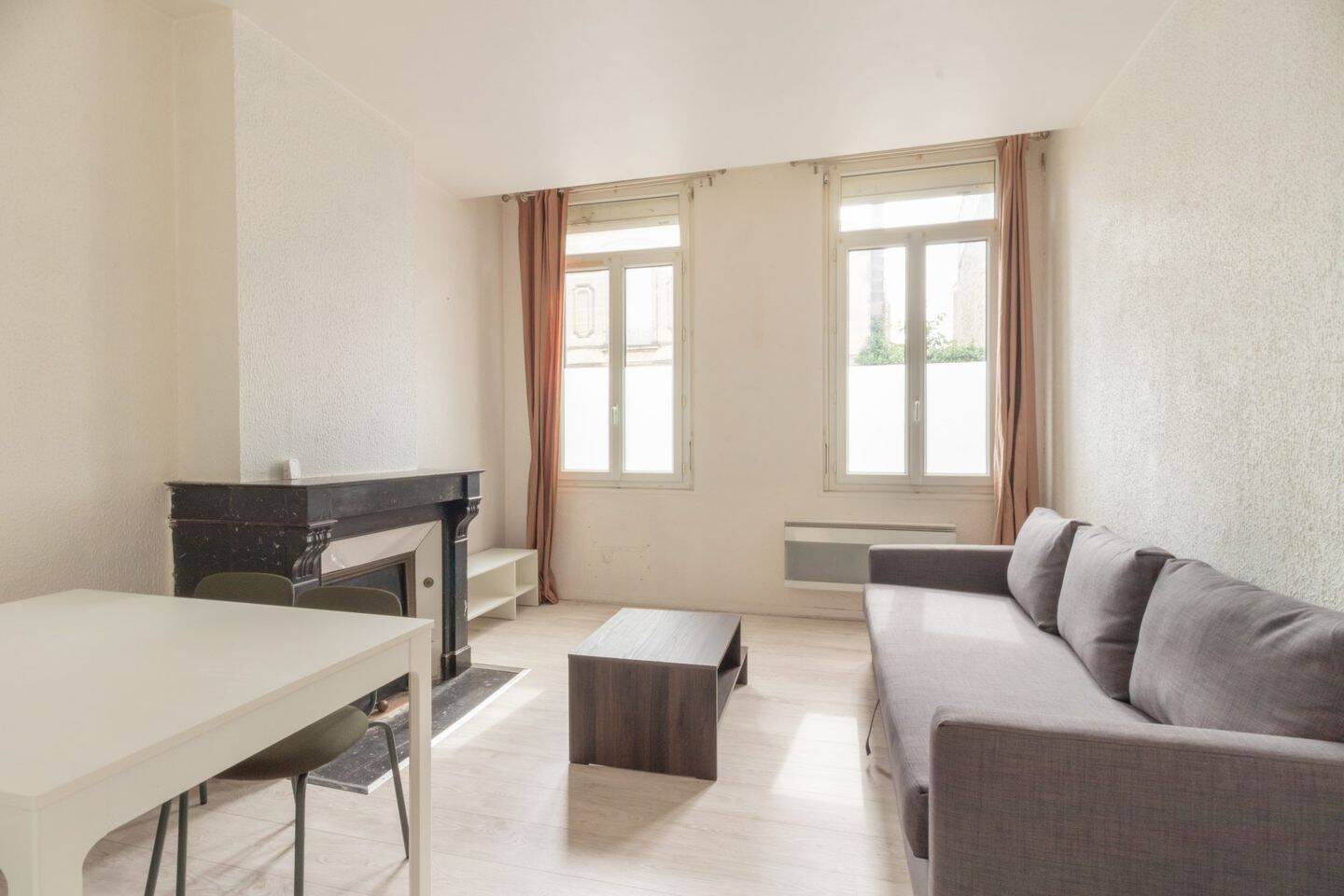 Appartement 2 pièces 37 m² · à Bordeaux · 37 m² · 907 €/mois