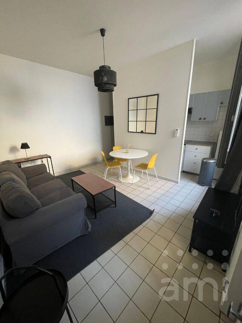 Appartement 2 pièces 37 m² · à Bordeaux · 37 m² · 830 €