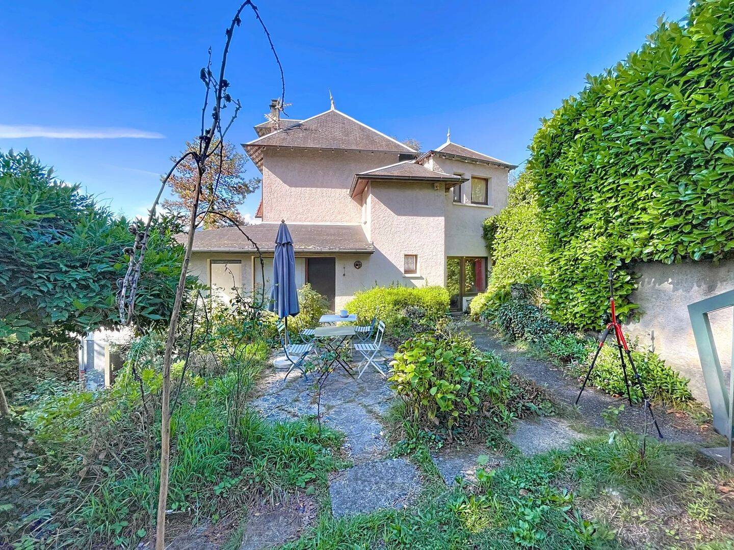 Maison 6 pièces 186 m² · à Chambéry · 185,6 m² · 615 000 €