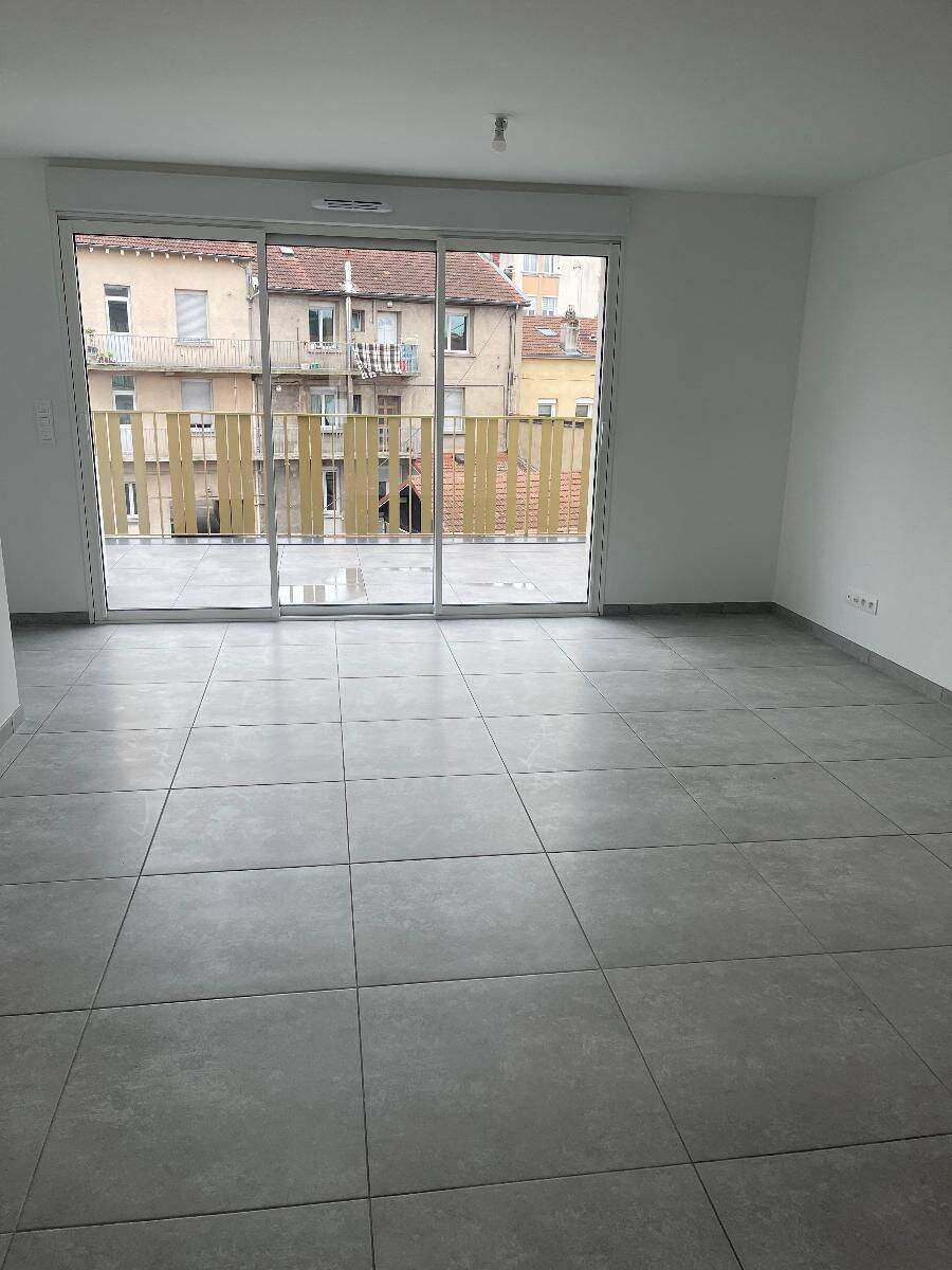 Appartement 3 pièces 55 m² · à Roche-la-Molière · 54,9 m² · 795 €/mois