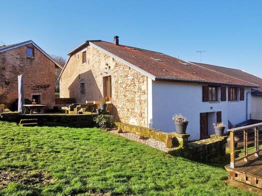 Maison à vendre 305 000 € 8 pièces 4 chambres 279 m² 805 m² de terrain Trémonzey 88240