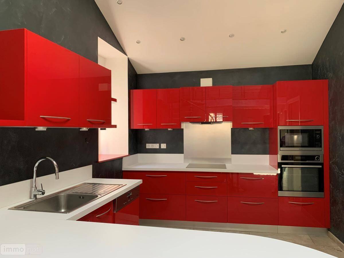 Appartement 3 pièces 95 m² · à Lagnieu · 95 m² · 740 €/mois