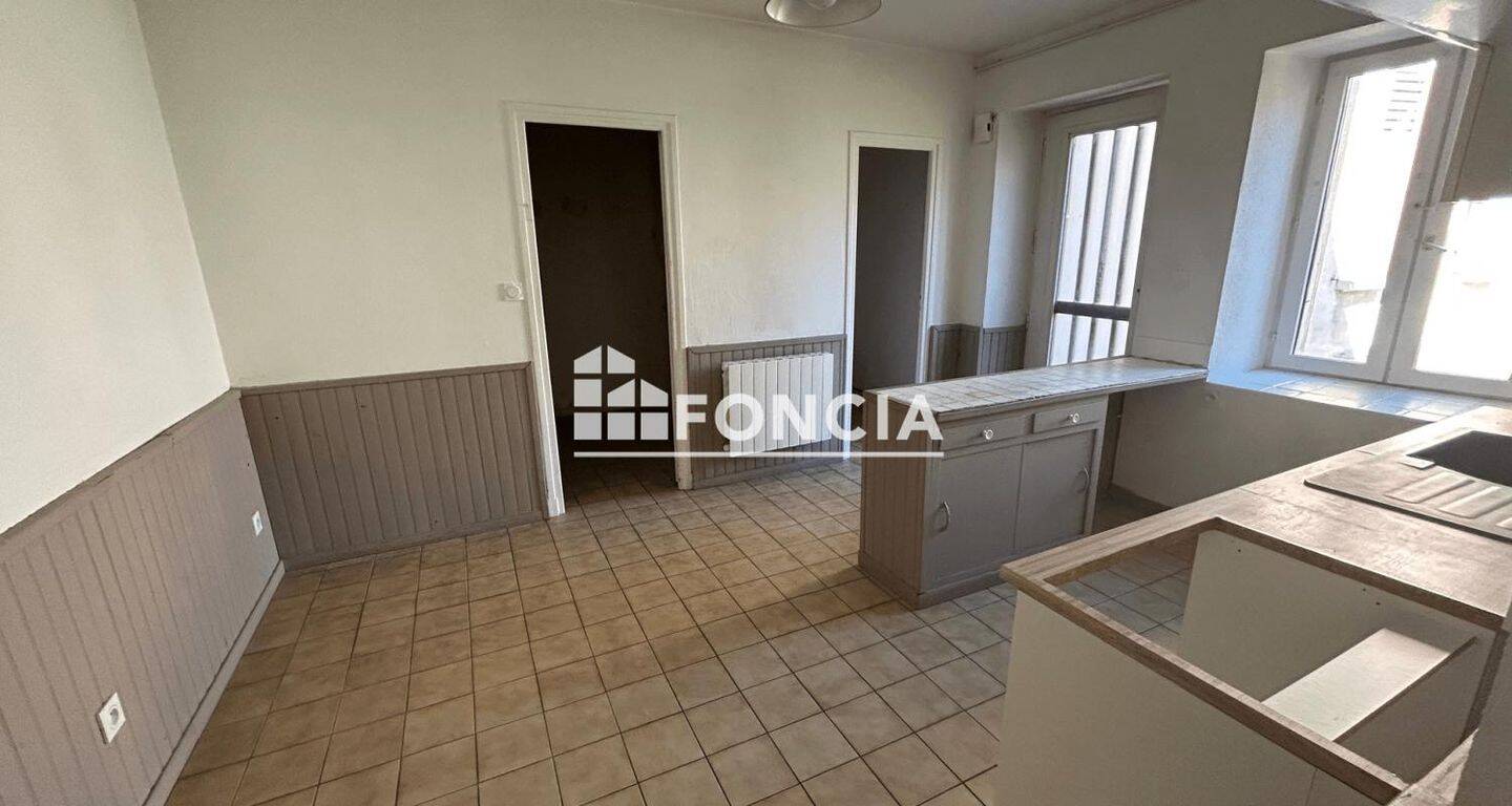 Appartement 3 pièces 77 m² · à Miribel · 76,6 m² · 695 €/mois