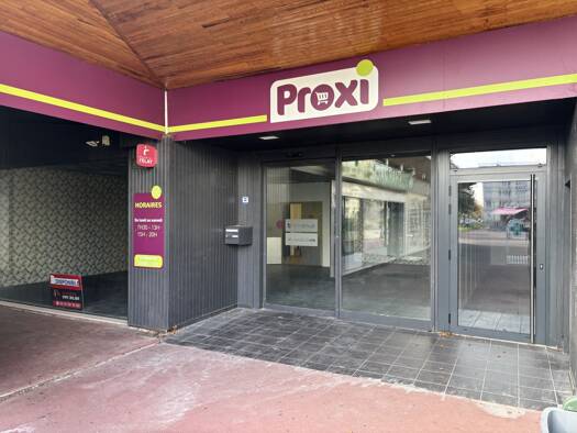 Local commercial à louer 1 771 € 250 m² de surface de vente Venoix Caen 14000