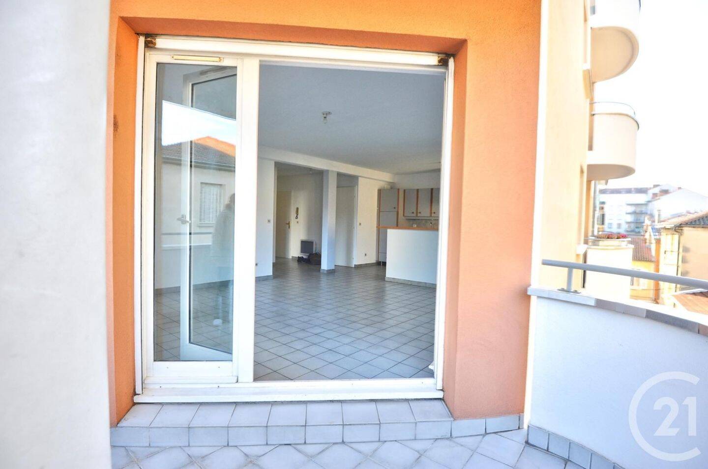 Appartement 3 pièces 67 m² · à Romans-sur-Isère · 66,8 m² · 651 €/mois