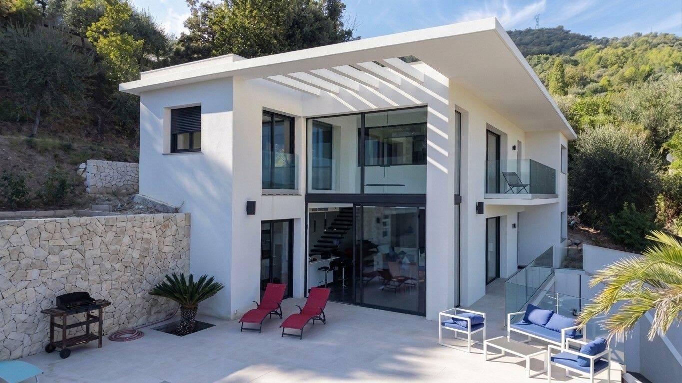 Maison 7 pièces 215 m² · à Falicon · 215 m² · 2 590 000 €