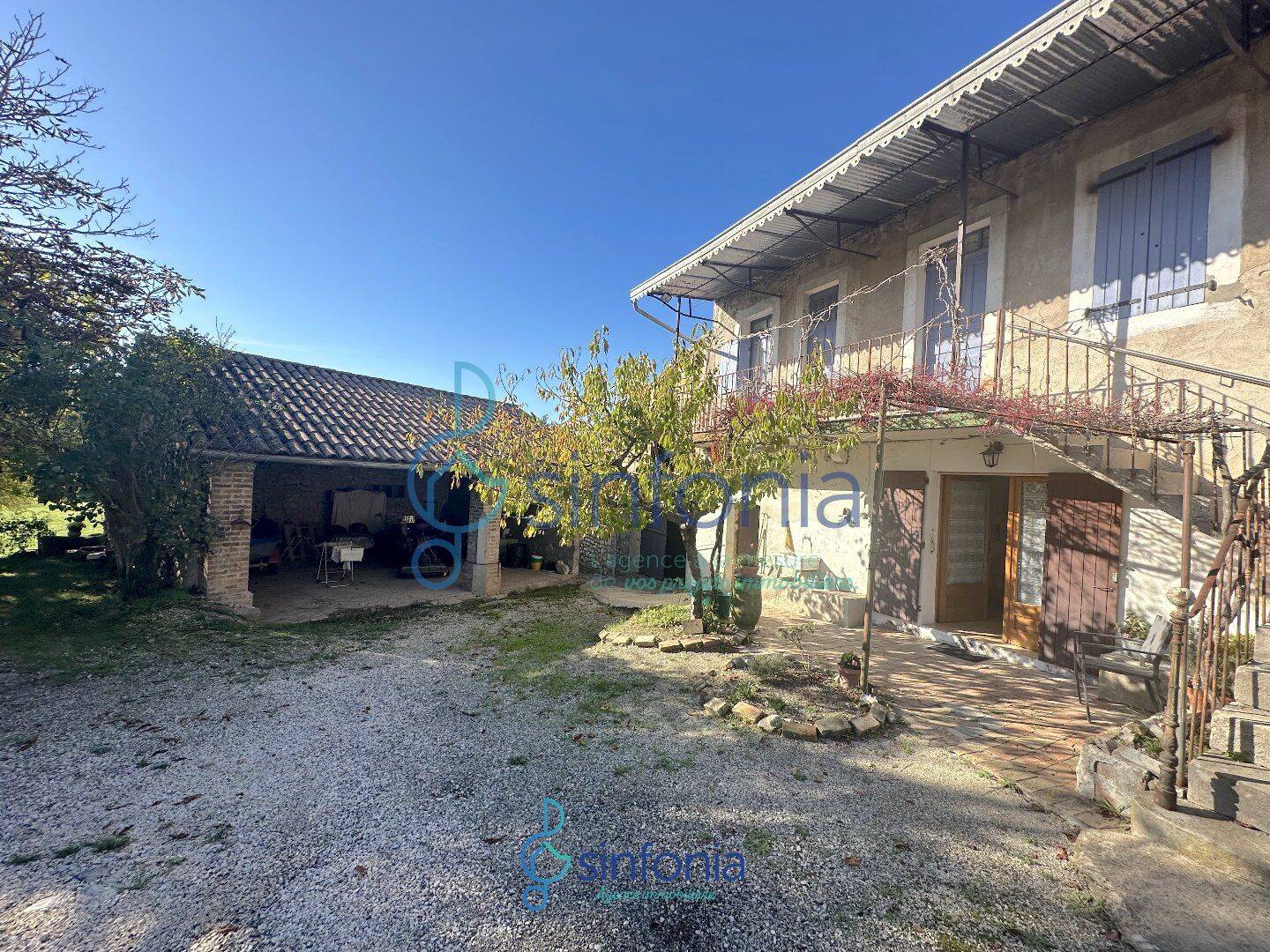 Maison 5 pièces 89 m² · à Bouquet · 89 m² · 180 000 €