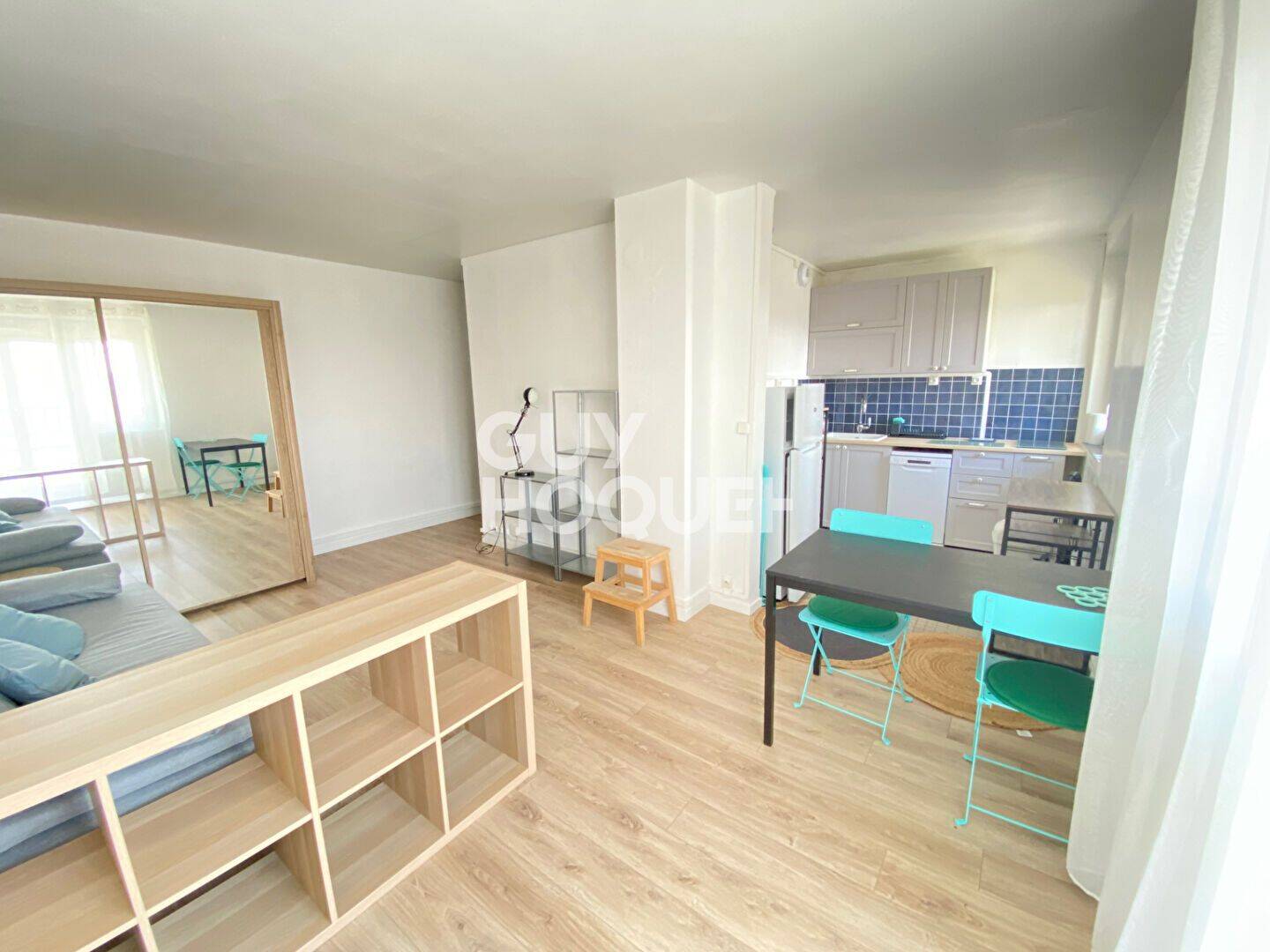 Appartement 1 pièce 29 m² · à Nanterre · 28,5 m² · 905 €