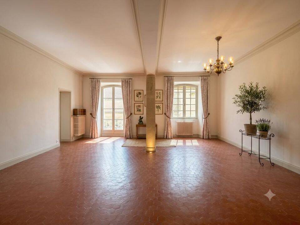 Appartement 4 pièces 139 m² · à Avignon · 139 m² · 370 000 €