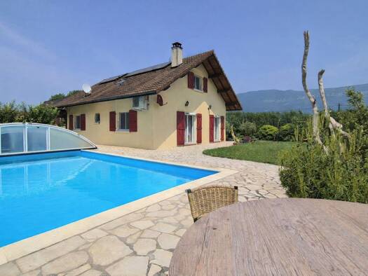 Maison à vendre 550 000 € 5 pièces 4 chambres 135 m² 1 519 m² de terrain Seyssel 74910