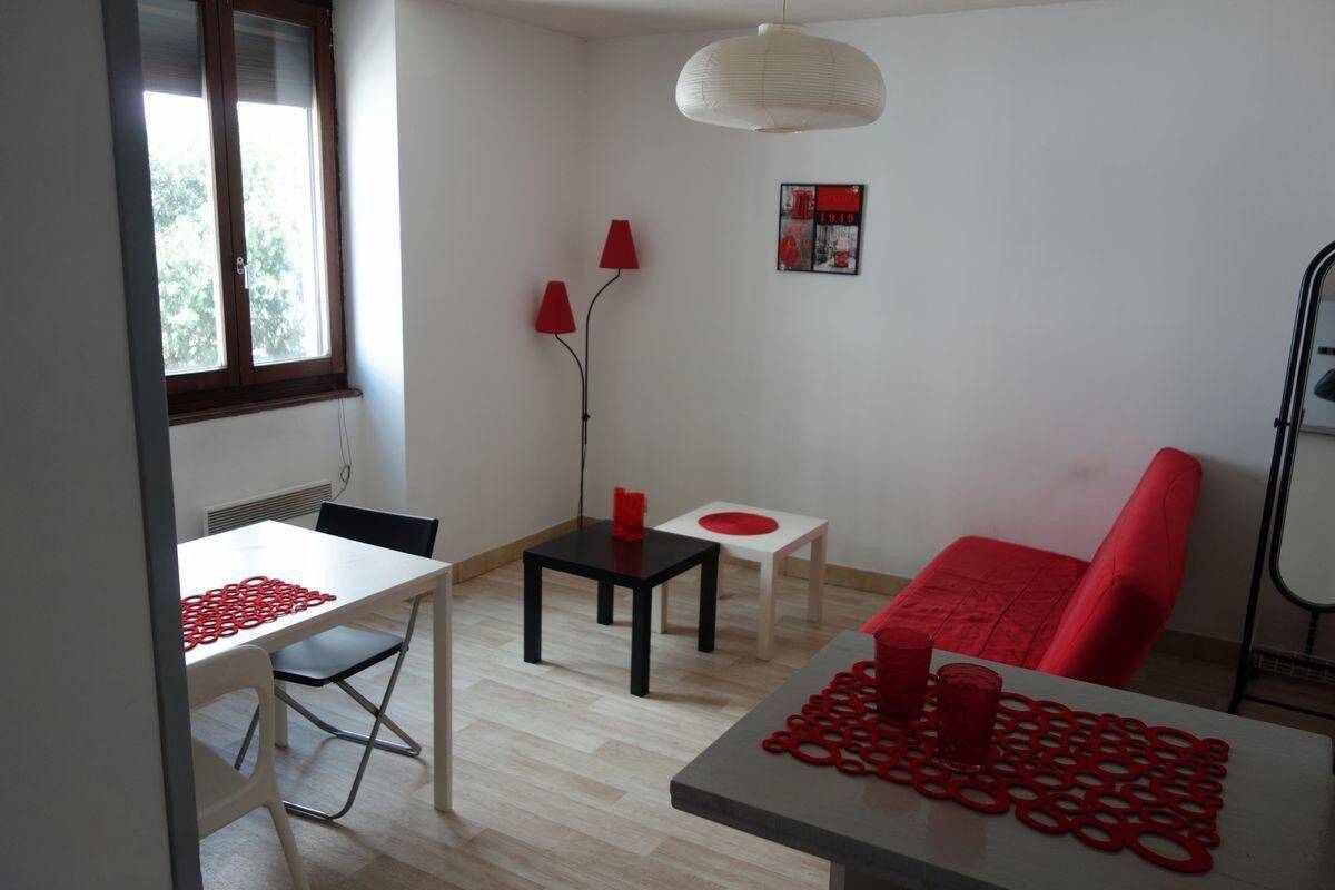 Appartement 2 pièces 27 m² · à Grenoble · 27 m² · 520 €