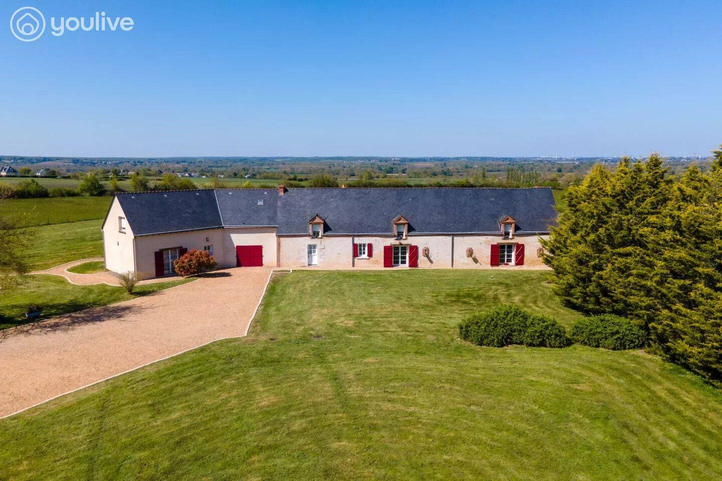 Maison 15 pièces 460 m² · à Angers · 460 m² · 1 050 000 €