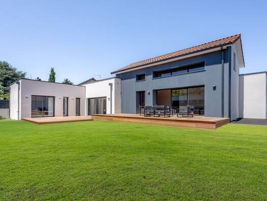 Terrain avec maison neuve à vendre 595 000 € 6 pièces 4 chambres 170 m² 523 m² de terrain Limoges 87000