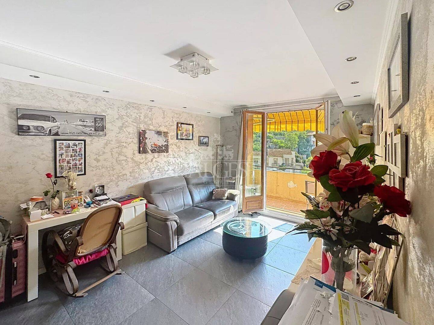 Appartement 3 pièces 66 m² · à Menton · 66 m² · 285 000 €
