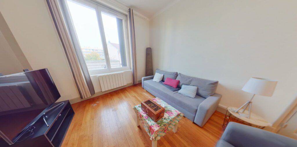 Appartement 4 pièces 79 m² · à Lyon 8ème Arrondissement · 79 m² · 1 185 €/mois