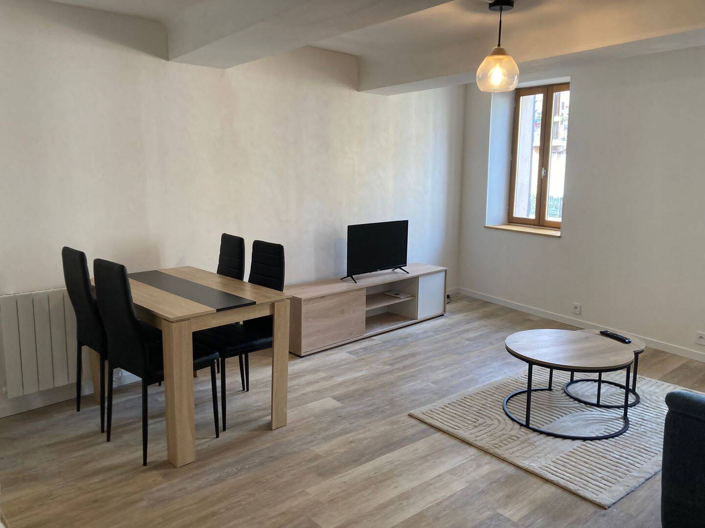 Appartement 2 pièces 43 m² · à Vence · 43,2 m² · 900 €