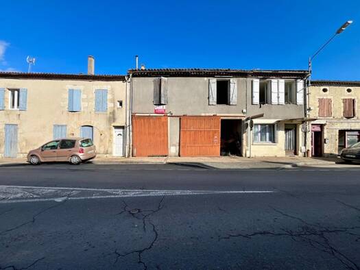 Immeuble à vendre 47 000 € 285 m² Nord Condom 32100