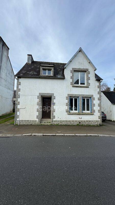 Maison 5 pièces 90 m² · à Plonévez-du-Faou · 90 m² · 93 900 €