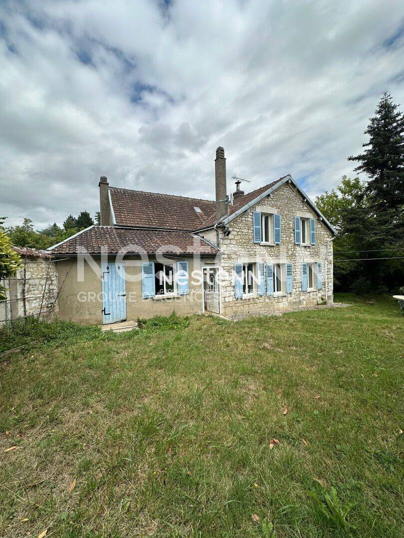 Maison 6 pièces 133 m² · à Saint-Pierre-de-Bailleul · 132,7 m² · 212 000 €