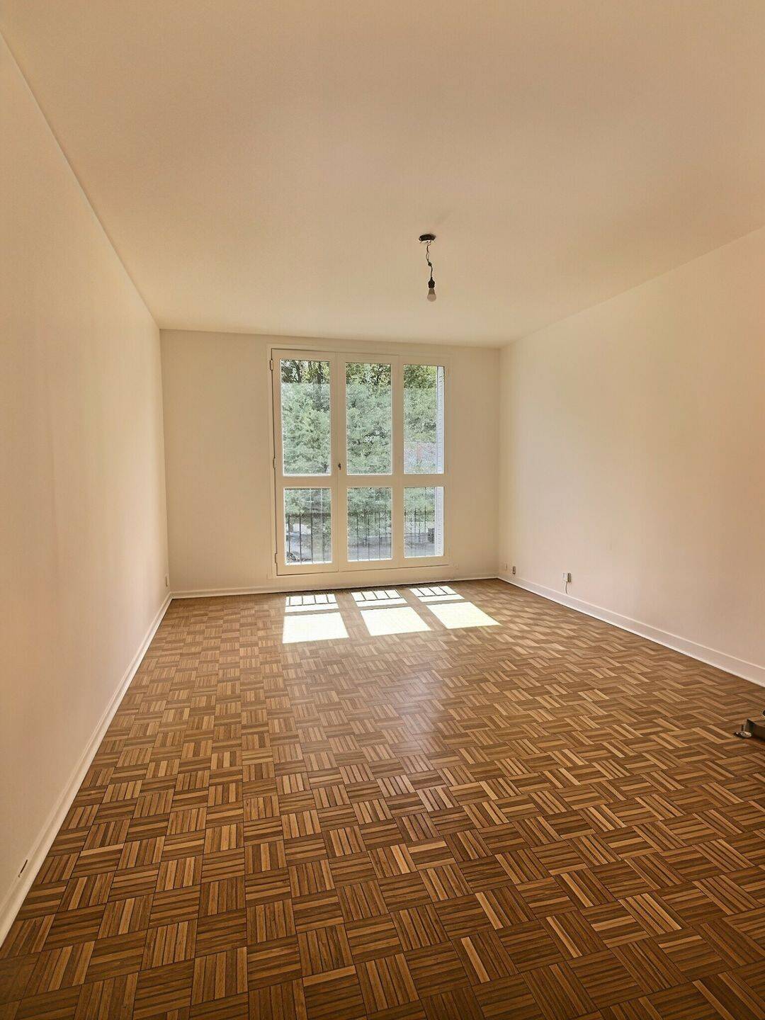 Appartement 3 pièces 54 m² · à Versailles · 54,4 m² · 1 300 €