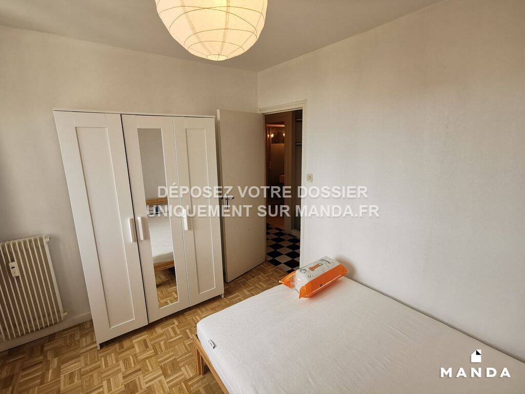 Appartement 4 pièces · à Villeurbanne · 400 €/mois