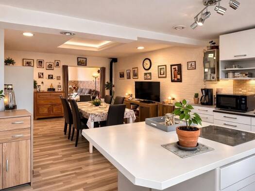 Maison de ville à vendre 149 000 € 3 pièces 2 chambres 80 m² 138 m² de terrain Fresnoy Mackellerie-Armentières Roubaix 59100