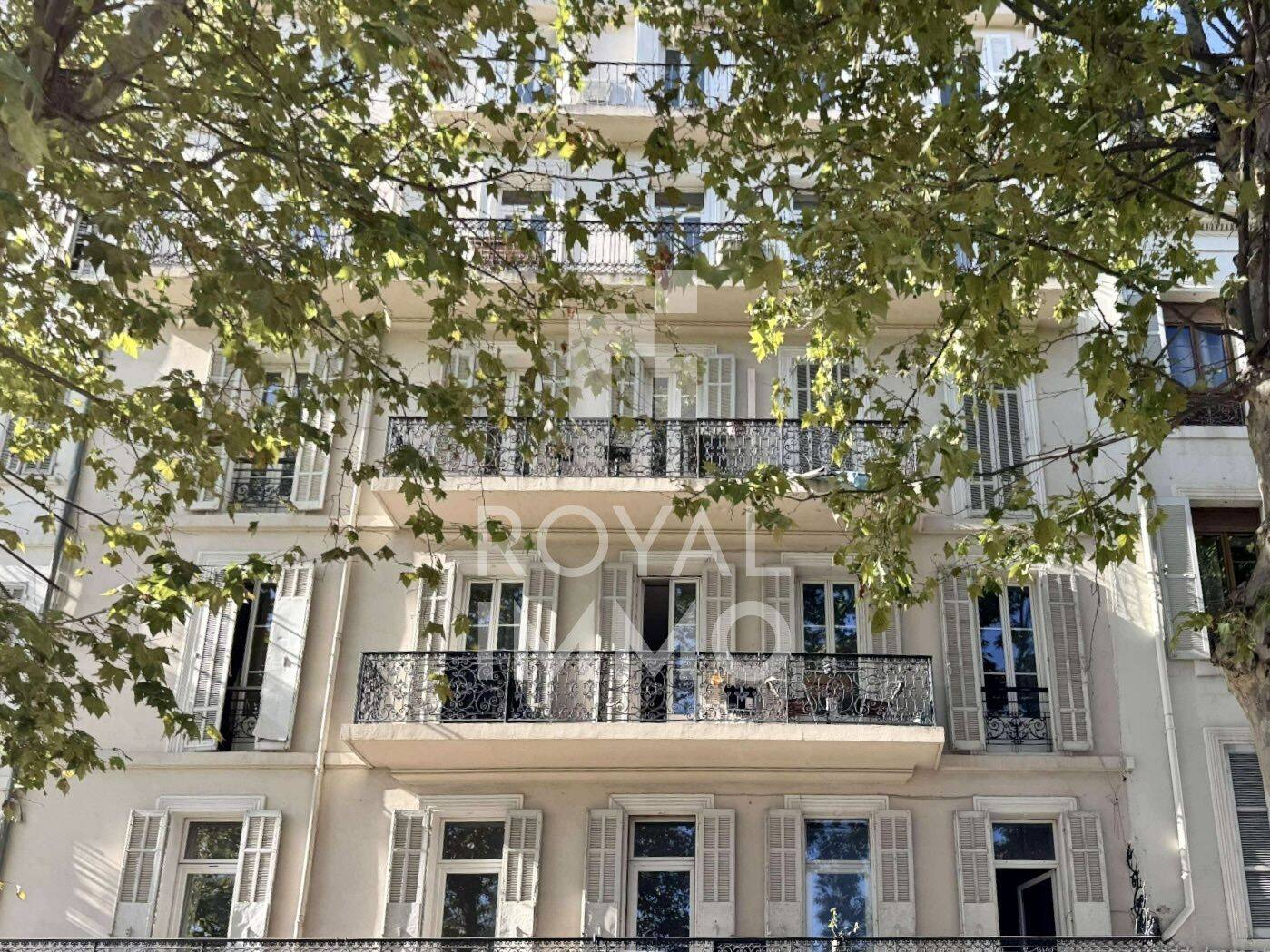 Appartement 5 pièces 107 m² · à Toulon · 107,1 m² · 325 000 €