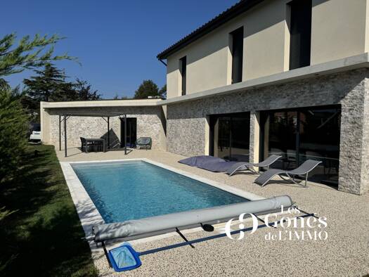 Villa à vendre 875 000 € 4 pièces 3 chambres 180 m² 1 490 m² de terrain Vaugneray 69670