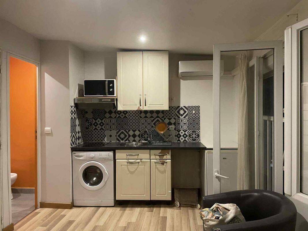 Appartement 1 pièce 18 m² · à Marseille 1er Arrondissement · 18 m² · 500 €/mois