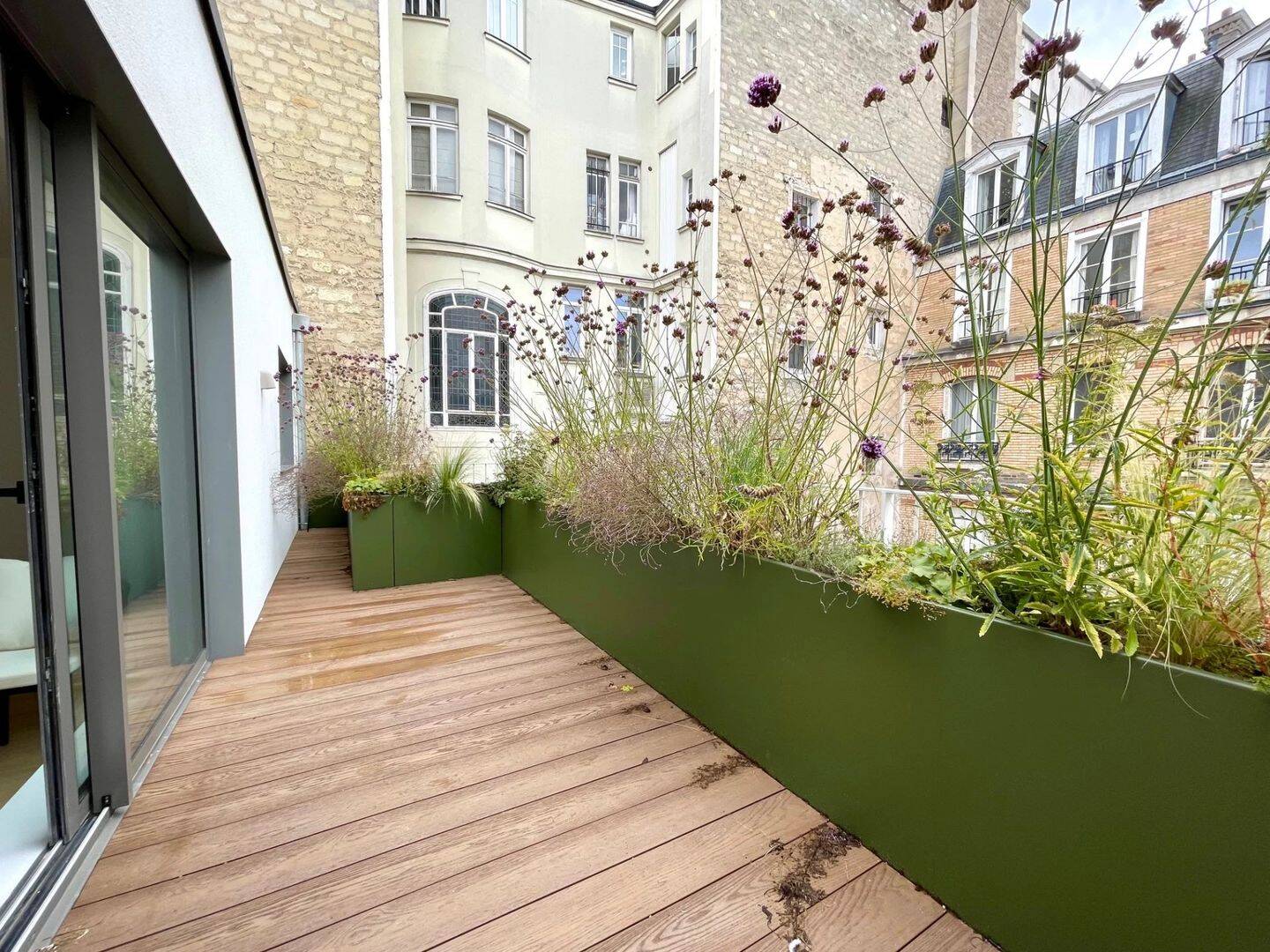 Appartement 4 pièces 140 m² · à Paris 16ème Arrondissement · 140,2 m² · 8 880 €