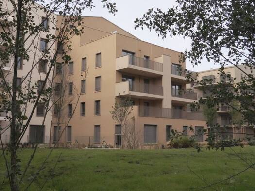 Appartement à louer 932 € 3 pièces 2 chambres 66 m² Brouets Gare Mantes-la-Ville 78711