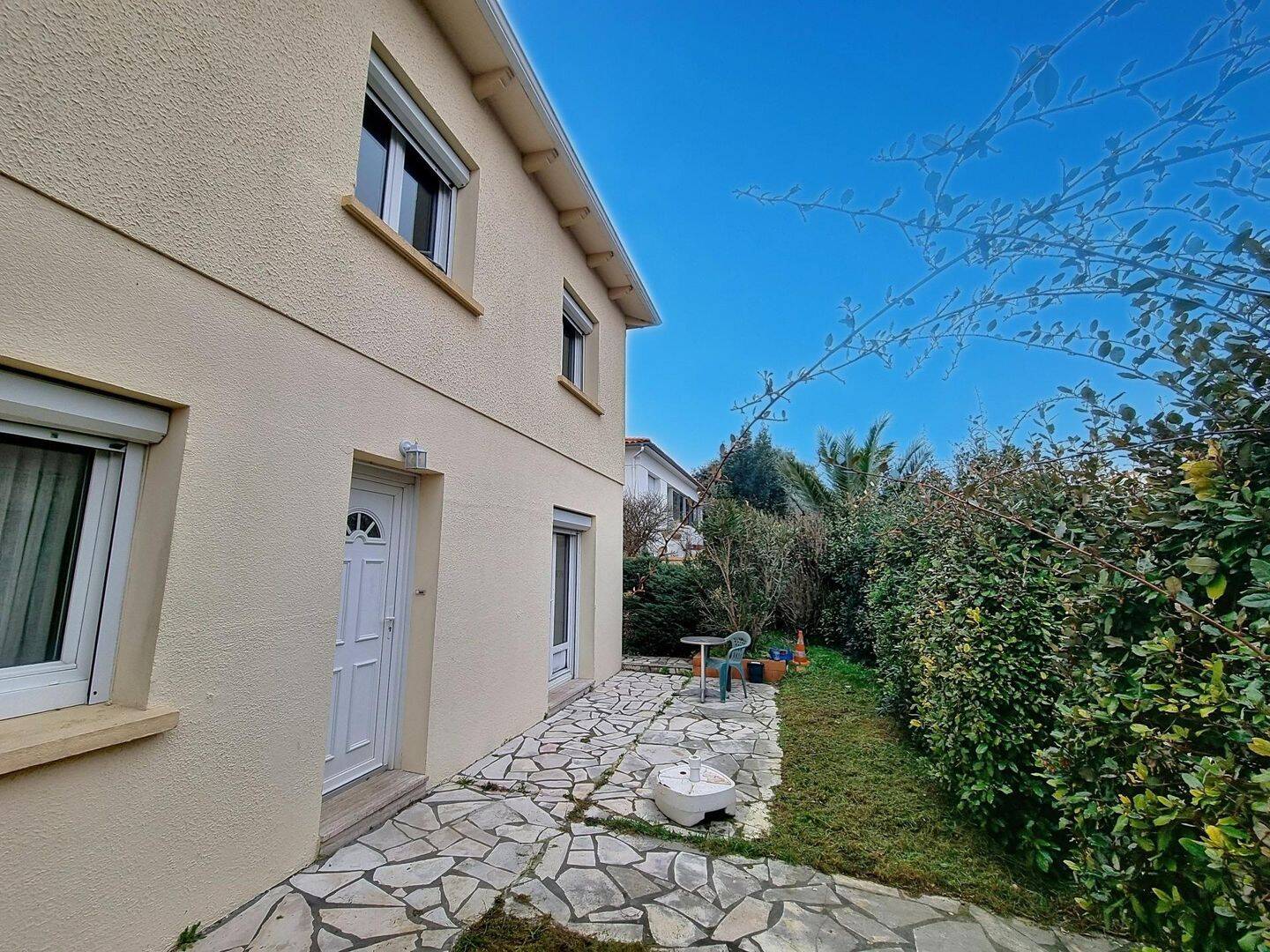 Maison 9 pièces 207 m² · à Aytré · 207 m² · 570 000 €