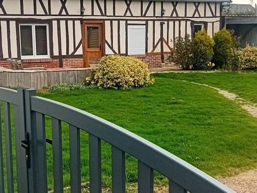 Maison de plain-pied à vendre 199 990 € 4 pièces 3 chambres 81 m² Plateaux Ouest et Est-Malouve-Porte d'Or Bernay 27300