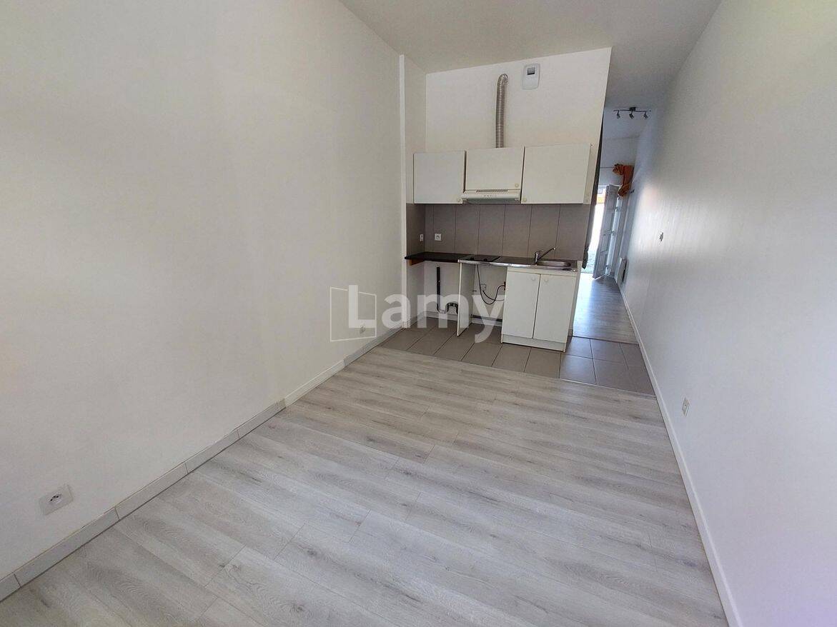 Appartement 1 pièce 22 m² · à Grenoble · 22,2 m² · 400 €/mois