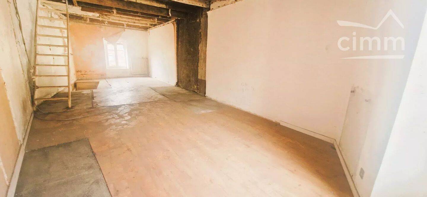 Appartement 2 pièces 37 m² · à La Tour-du-Pin · 37 m² · 55 000 €