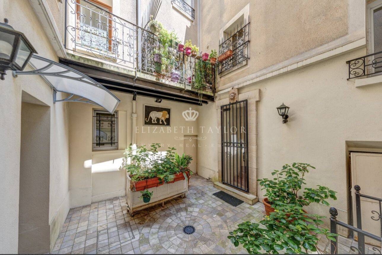 Appartement 1 pièce 30 m² · à Saint-Germain-en-Laye · 30 m² · 239 000 €